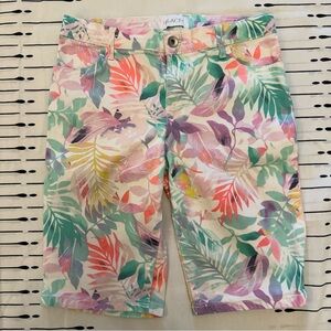 The Children’s Place floral capri short for girls, size 12
